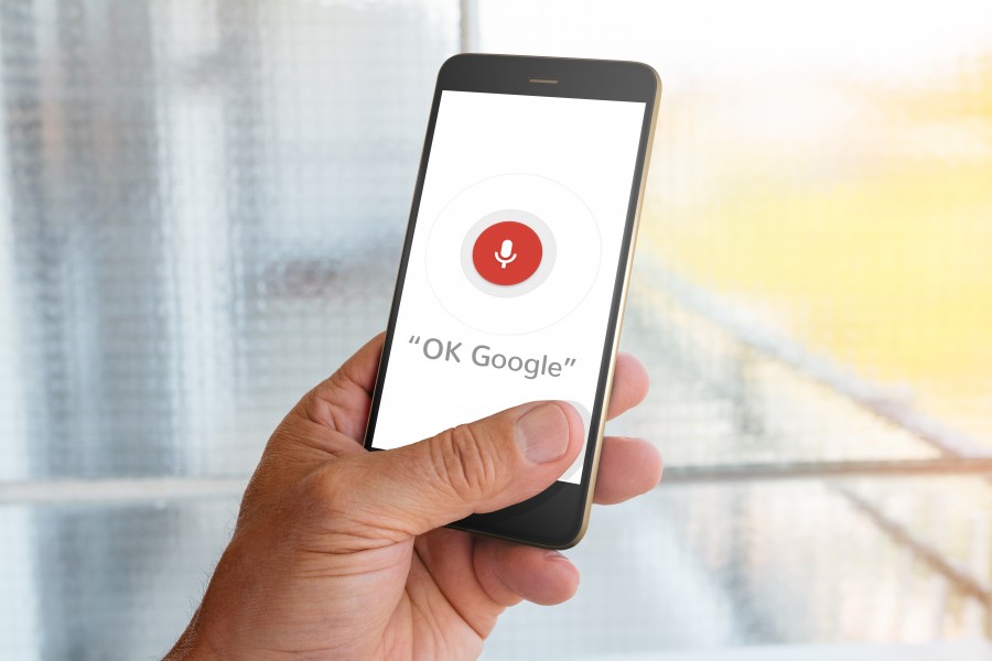 Tips to Optimize Your Hotel Website for Voice Search 