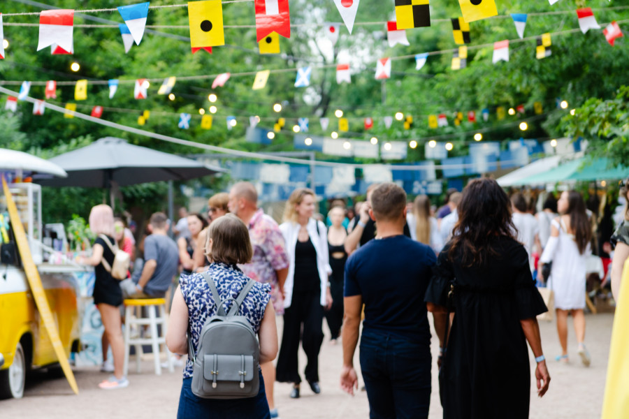 Top 7 Hotel Promotion Tips for Holidays in 2021!