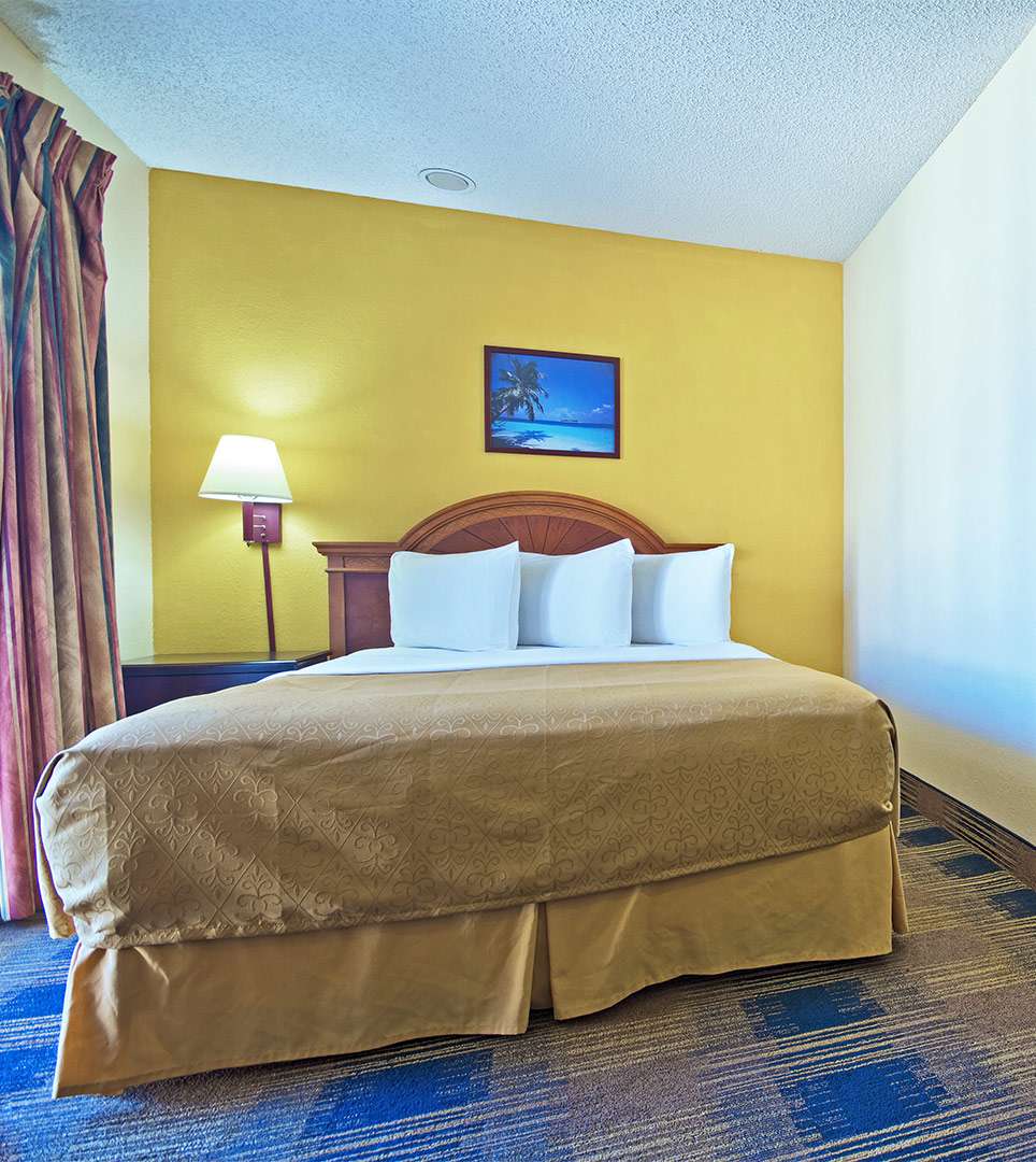 BOOK YOUR STAY AT ST. AUGUSTINE ISLAND INN & SUITES TODAY