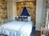 Paris guestroom