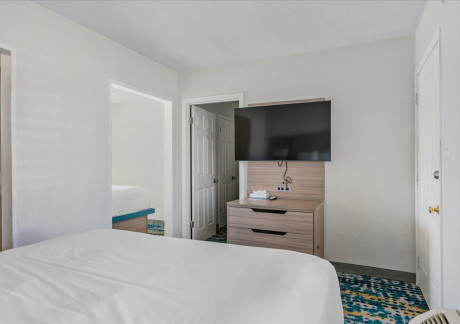Rooms with 3 Beds