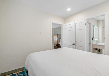 Rooms with 3 Beds