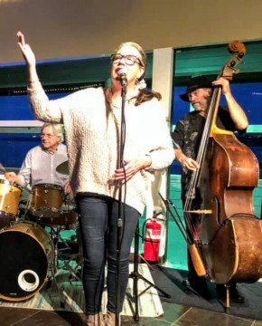 Jazz with Jenny and the Bets