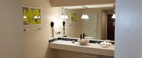 bathroom 