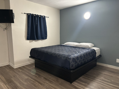 Budget Inn Hollywood King Room