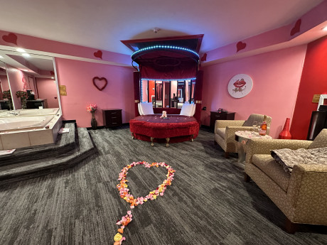Sweetheart Romantic Suite 