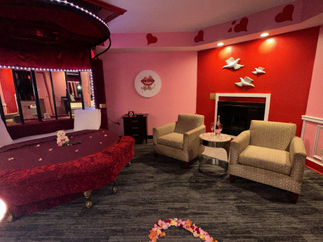 Sweetheart Romantic Suite 