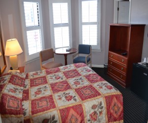 Queen Standard Bedroom